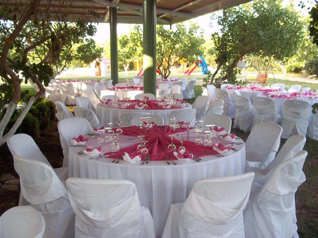 Hotel Aigli Farsala Exterior photo