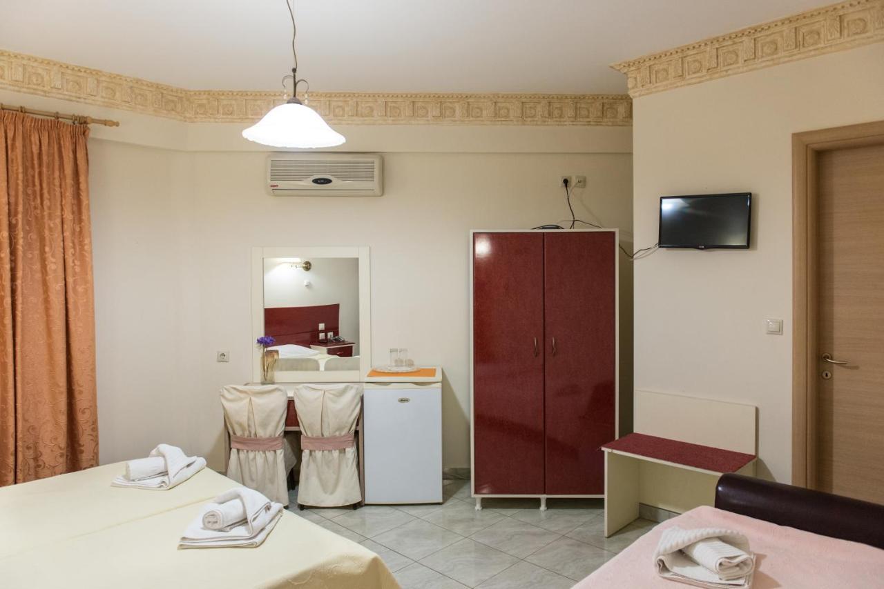 Hotel Aigli Farsala Exterior photo